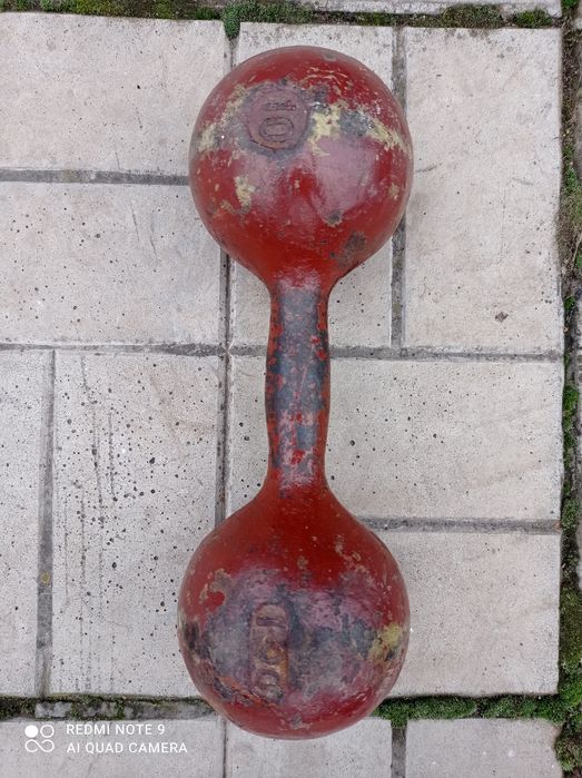 Гантеля со времён СССР.на 10кг