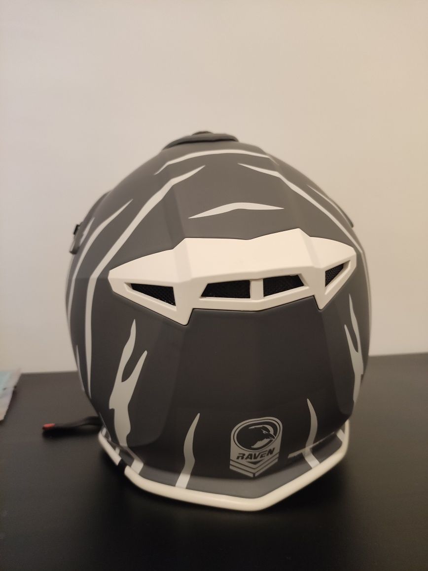 Kask mtb/motocross Raven Airborne Khan Szaro-Biały