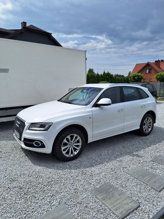 Audi Q5  2.0 TDI 190 KM  QUATRO  S-line  Salonowa
