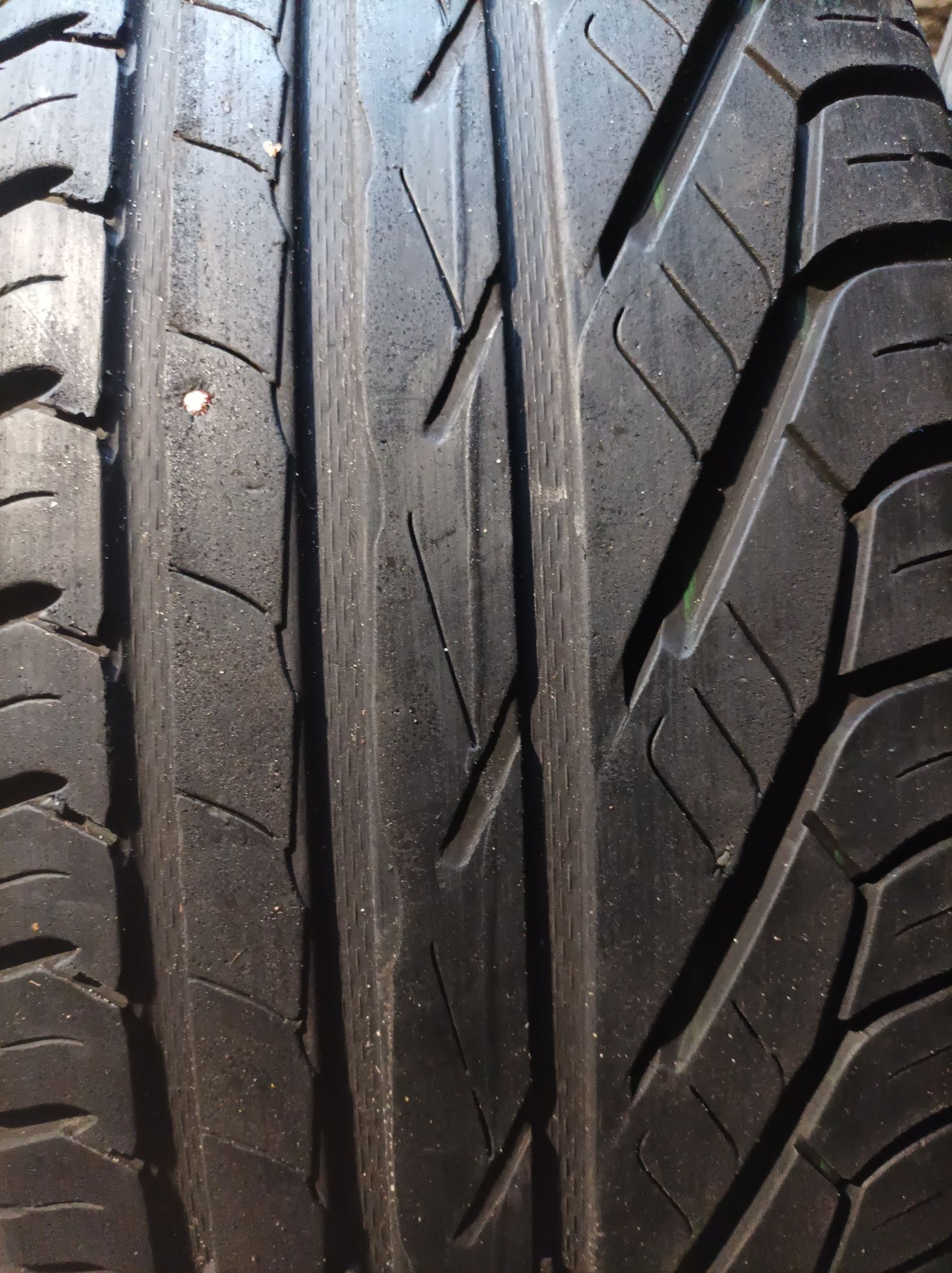 Opony letnie uniroyal 235/65 R17 VXL