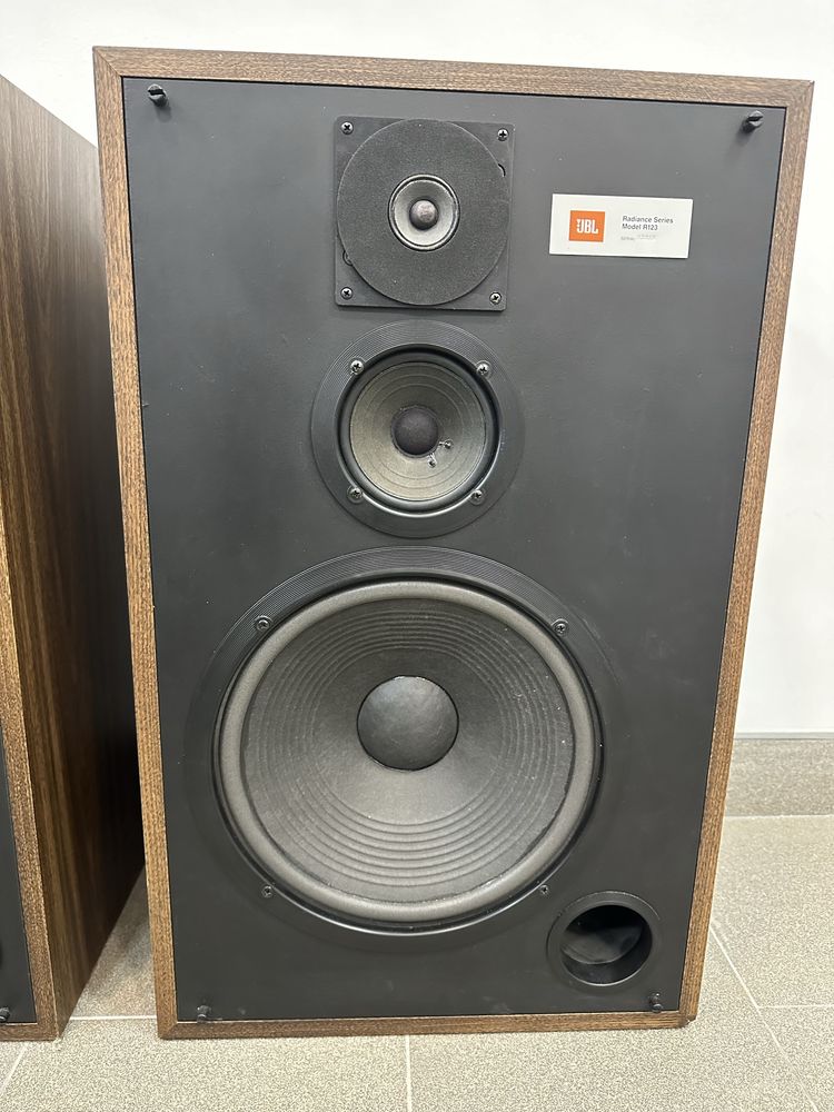 Акустика, колонки JBL R123 Radiance Series