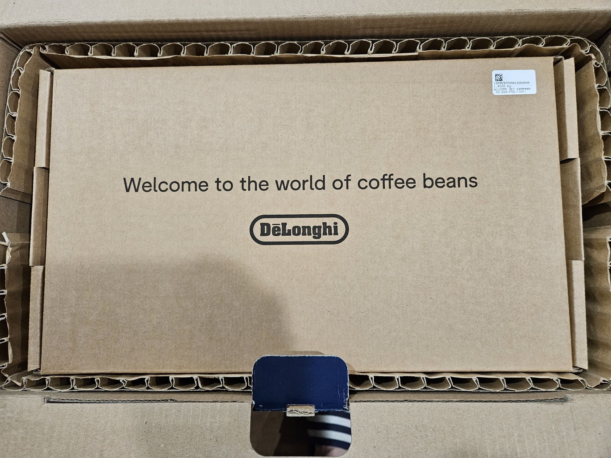 Máquina de Café Automática DELONGHI Rivelia Nova c/garantia