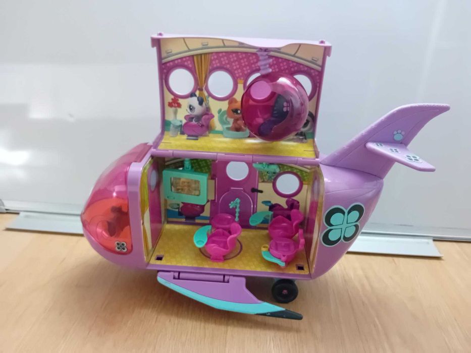 Brinquedo - avião de brincar