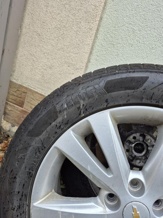 Opony zimowe 235/55/18 2x Dunlop 2x zetex