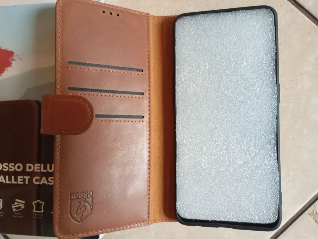 Etui Rosso OPPO Reno 8 Lite