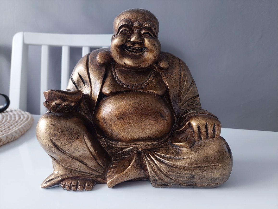 Złoty siedzący Buddha