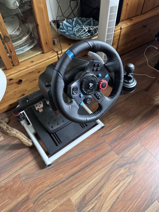 Logitech g29 Kierownica + pedały + shifter + stojak