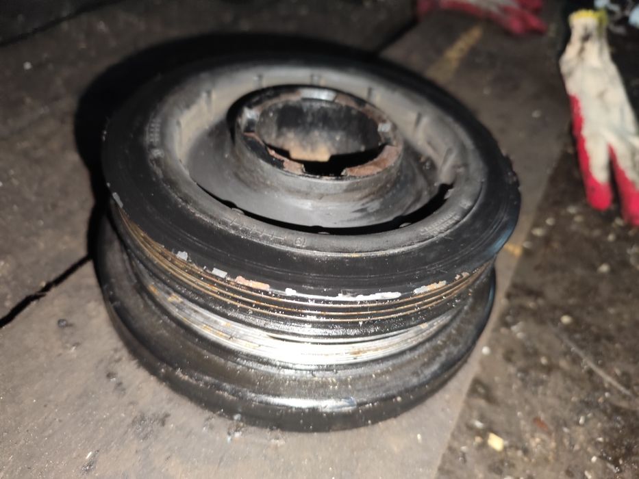 BMW E61 E60 530D koło pasowe wału korbowego