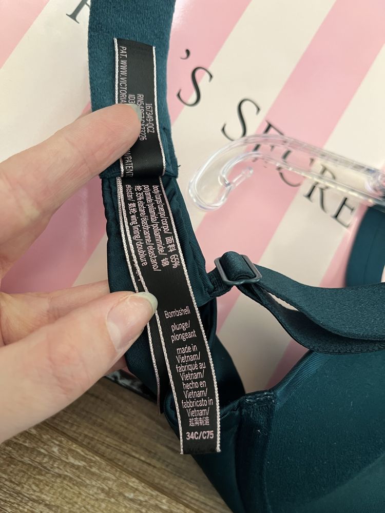 Biustonosz push up Bombshell Victoria’s Secret 75C