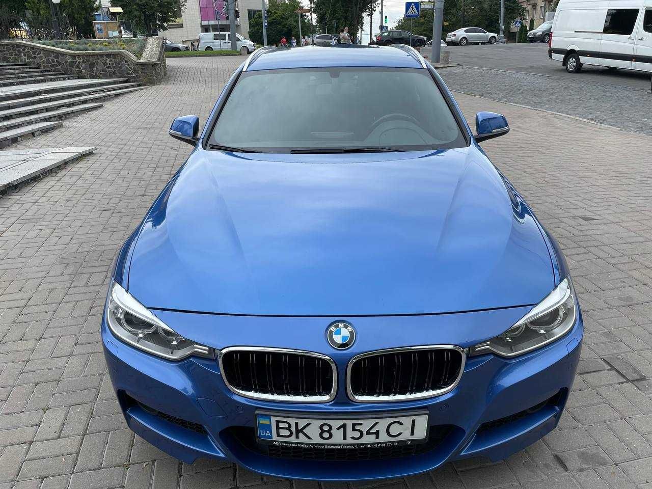 автомобіль bmw 320d в гарному стані