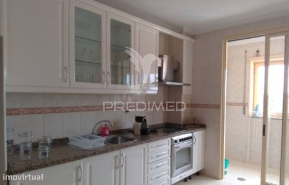 T3 Santa Maria da Feira a 15 minutos de carro de Espinho, em condom...