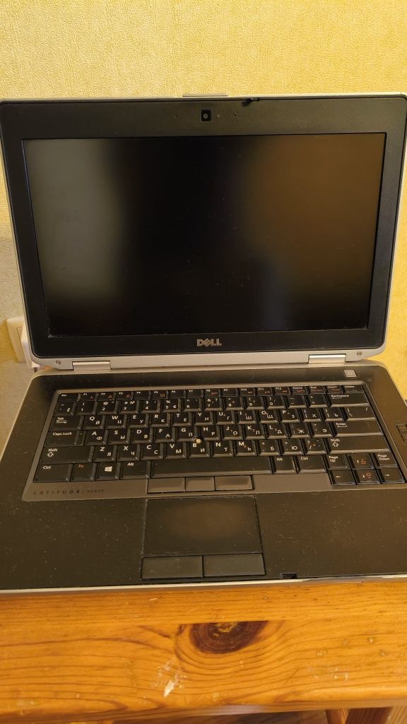 ноутбук Dell Latitude E6430