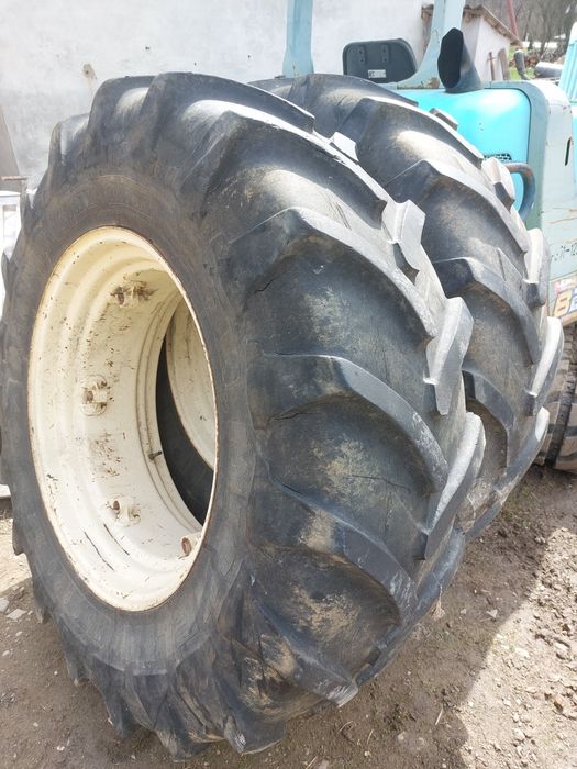 Sprzedam Koła Radialne Michelin 16.9.R30