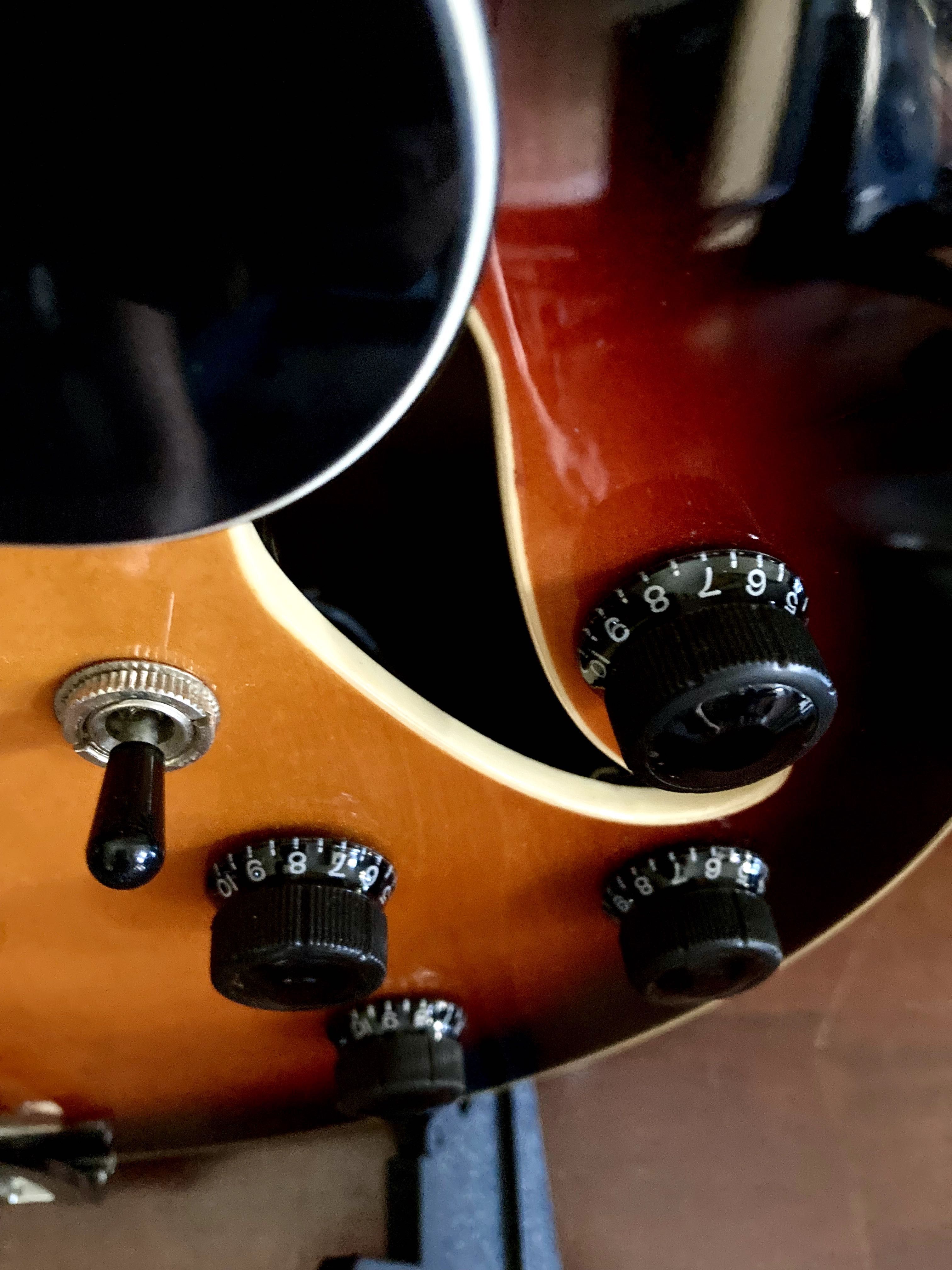 Guitarra Ibanez AF 75