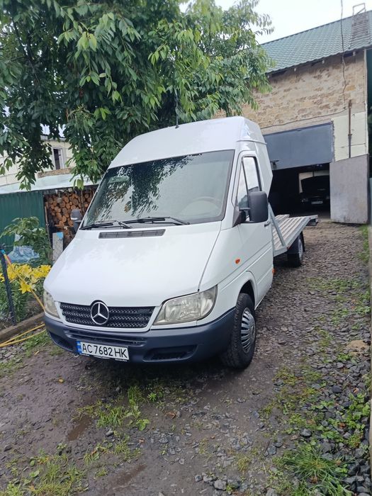 послугі евакуатора перевезеня вантажів луцьк і Україна