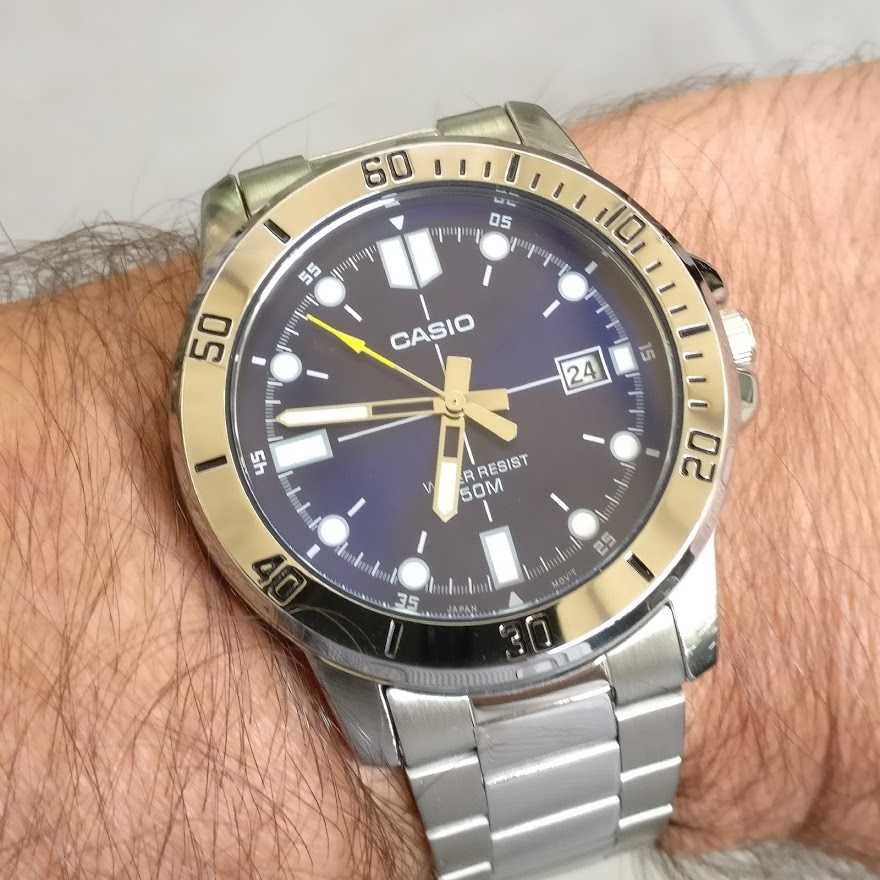 Casio MTP VD01D Azul - Como novo