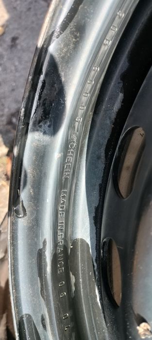 Felgi stalowe do Renault 61/2J R15 ET 45 4*100 z zapasowek