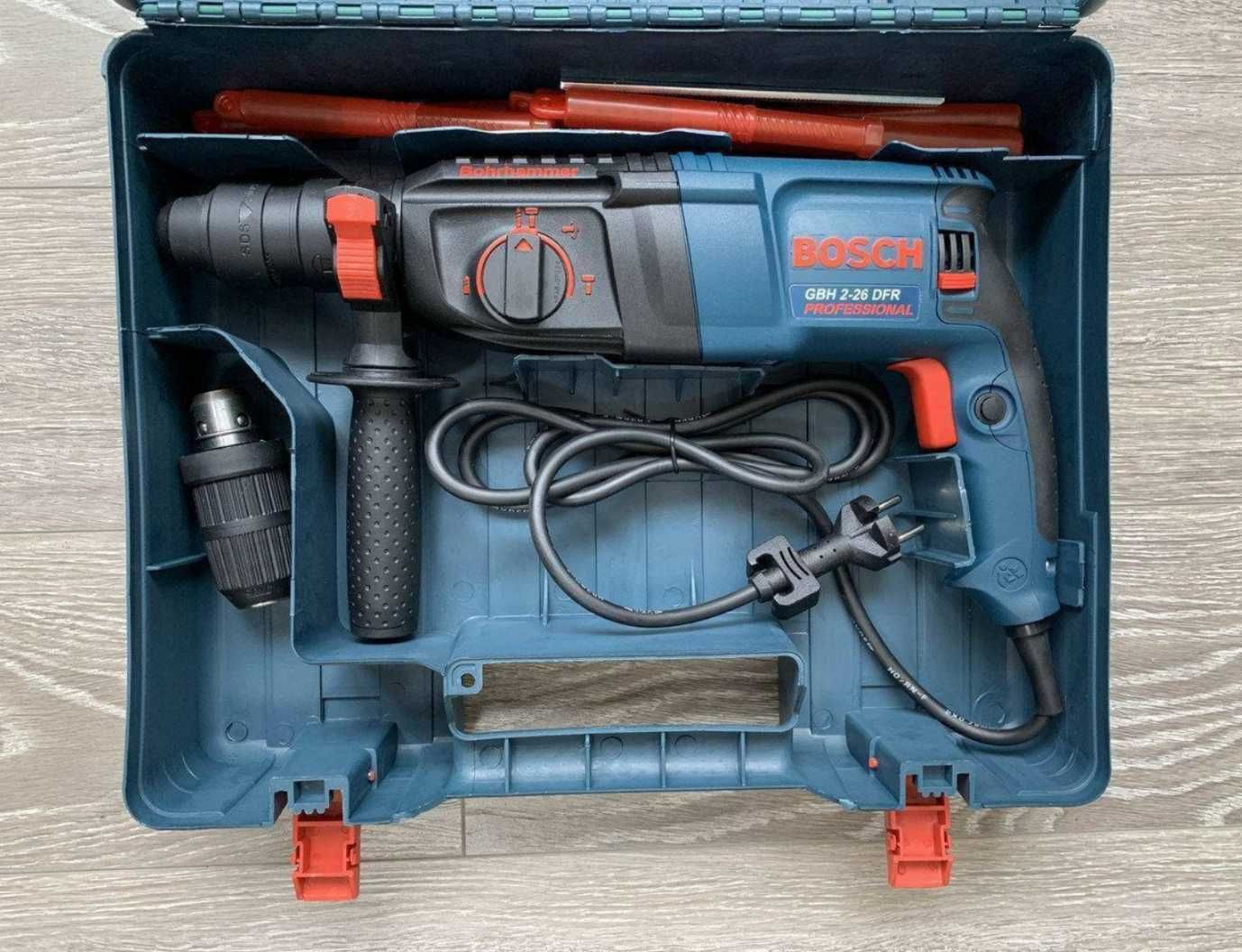 Универсальный перфоратор-дрель BOSCH GBH 2-26 DFR высокое качество