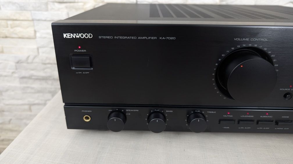 Kenwood KA-7020 Wysokiej klasy zintegrowany wzmacniacz stereo
