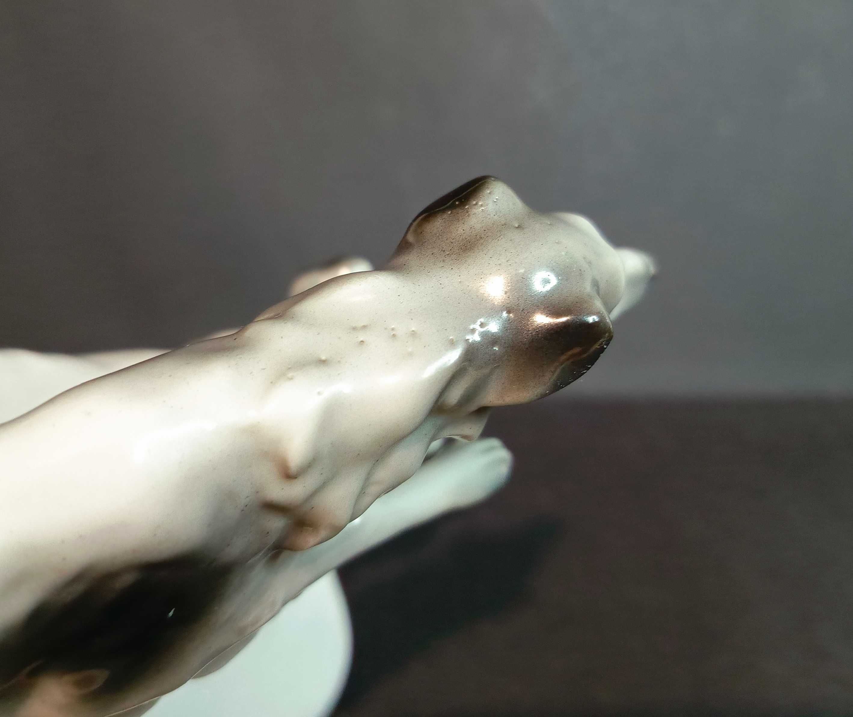Figurka porcelanowa, dwa charty