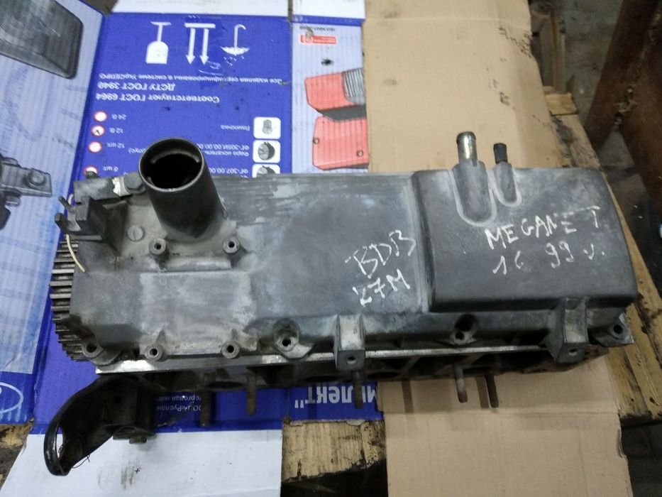 Головка блока 1.4 1.6 1.7 1.8 1.9тд 2.0 8V 16v Renault Megane Laguna