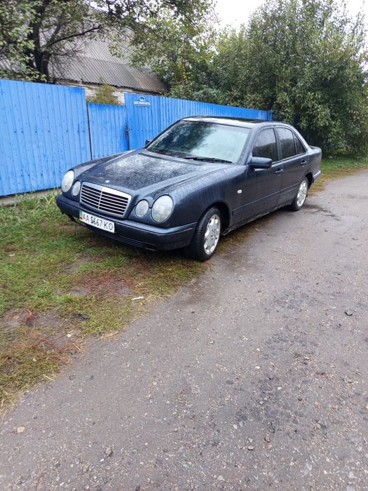 Продам мерседес 230