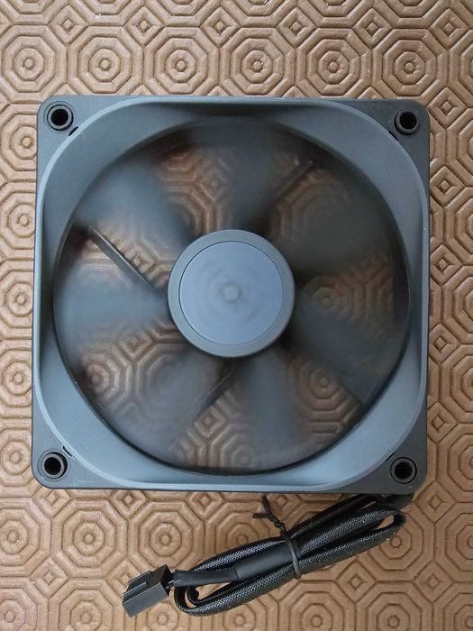 Pack de 3 Ventoinhas NZXT RF-AP120-FP - Novas, Nunca Utilizadas!