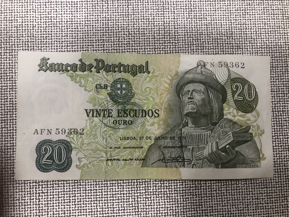 4 Notas de 20 escudos