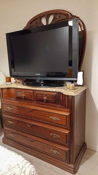 MOBÍLIA QUARTO CASAL em ótimo estado