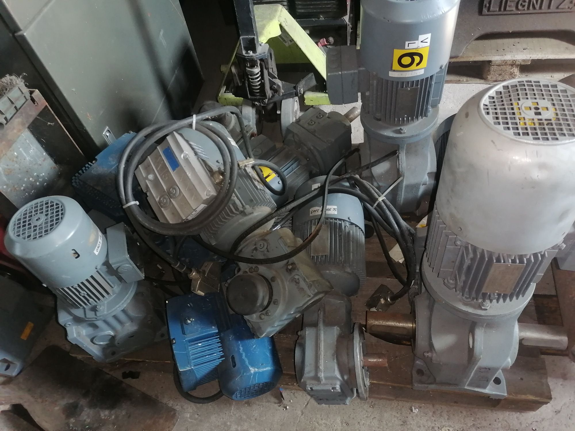 Motoreduktor 0.5-4kw