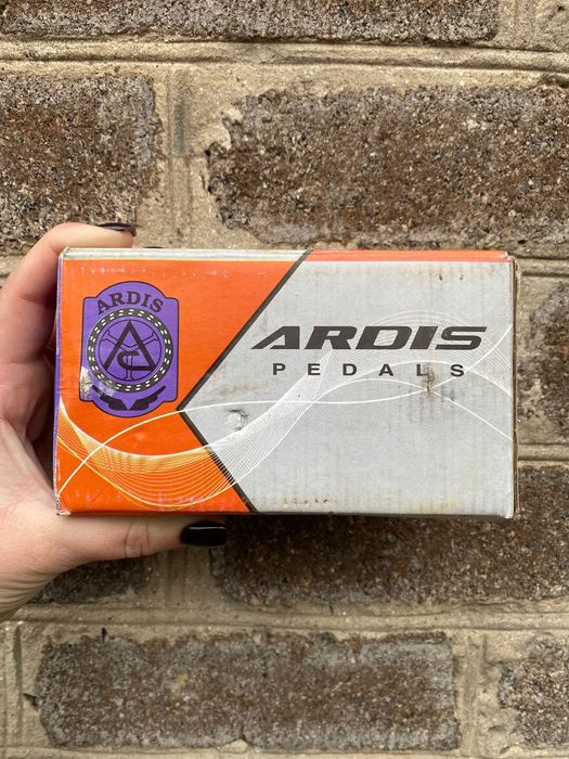 Педали для дорожного велосипеда