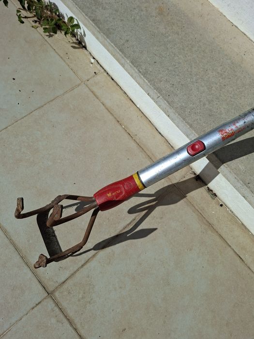 Outils Wolf - Cabo, vassoura relva e capinador/3 dentes  espatulados