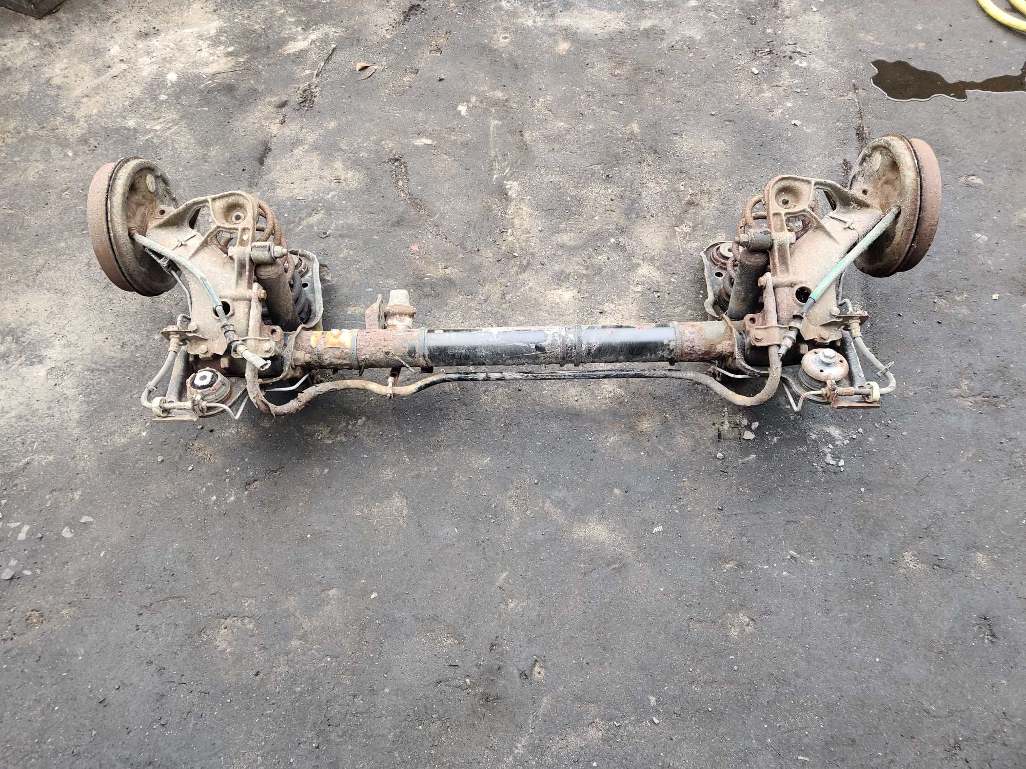 Fiat Marea Belka Oś Tył Tylna Zawieszenia Bębny