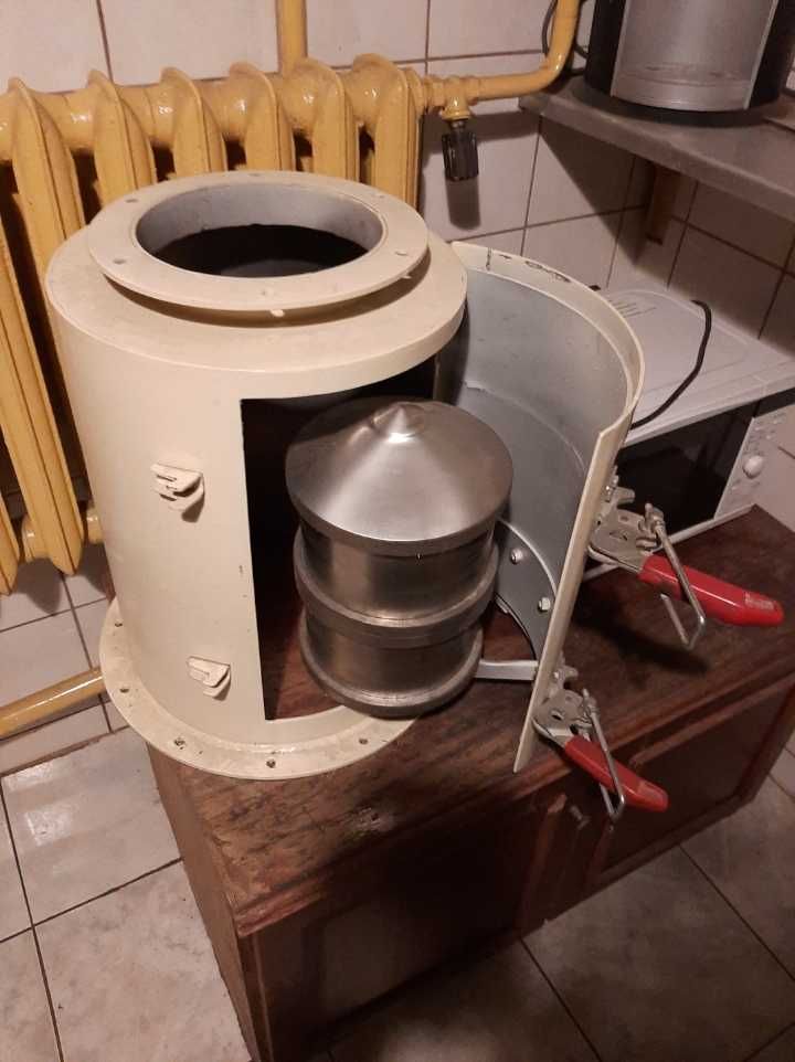 Duński młyn tarczowy Skiold  SK 5000 silnik 22 KW wydajność 5, 0 T/H