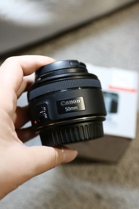 Canon 50 mm 1.8 STM как новый, идеал