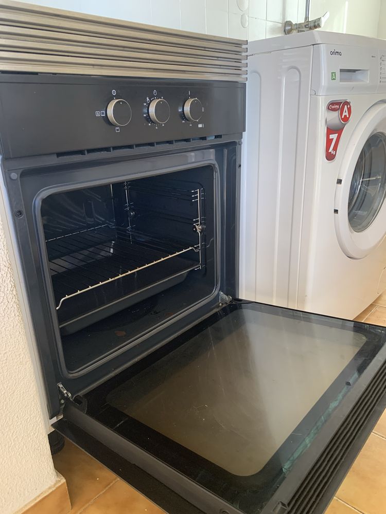 Forno Teka impecável