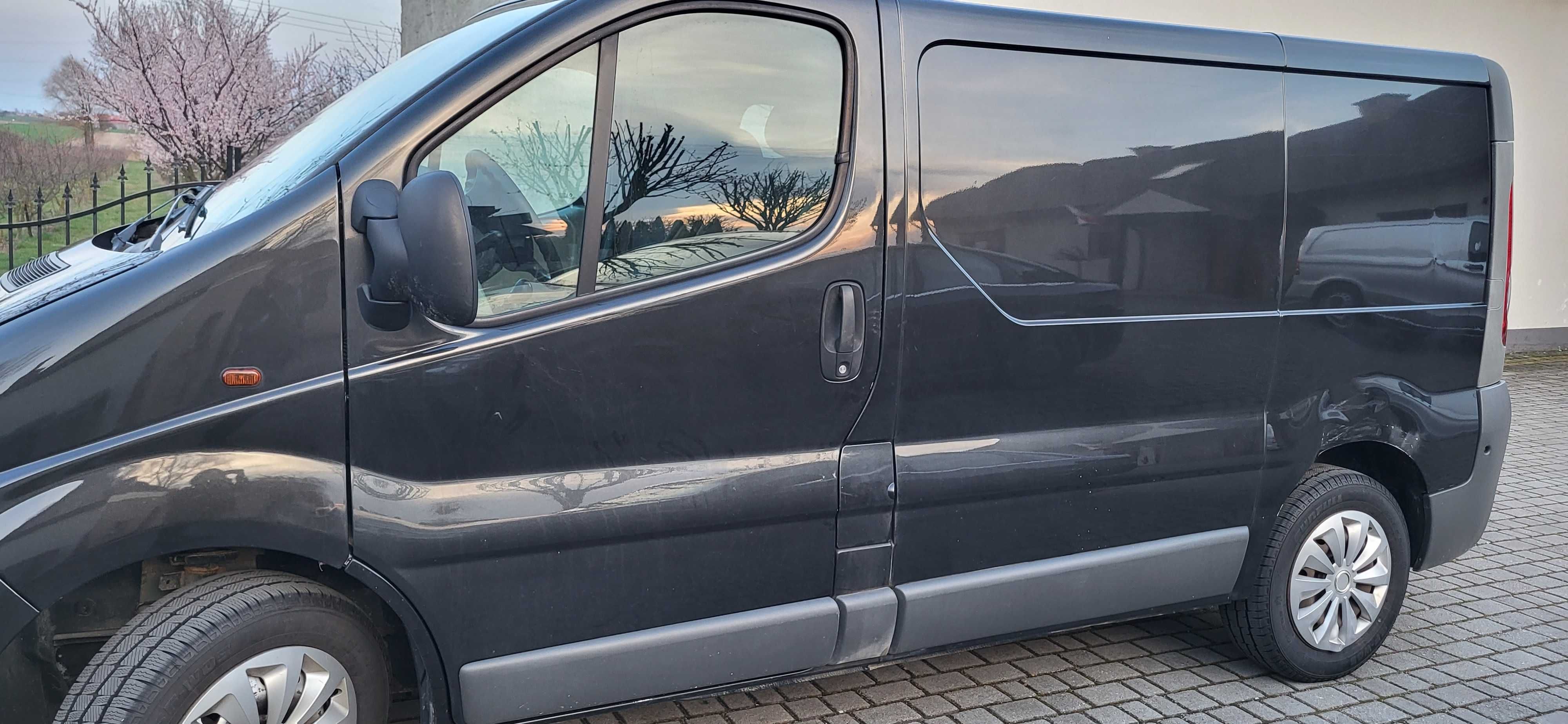 Vivaro 2.5 Sprawne