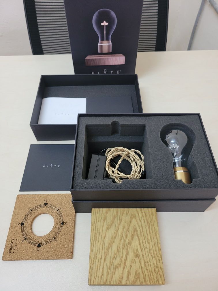 Flyte левитирующая лампа подарок декор интерьера