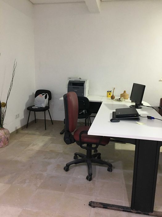 Secretária em L para Recepção