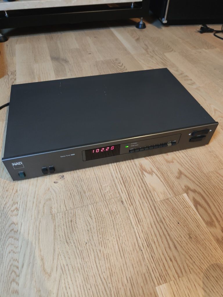 Tuner radiowy Nad- 4225