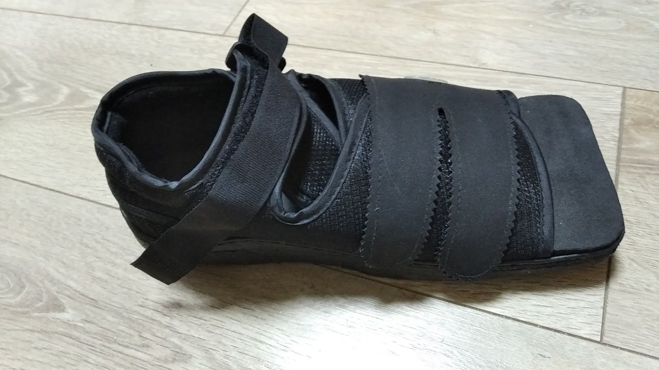 Обувь послеоперационная Darco 26,5 cm