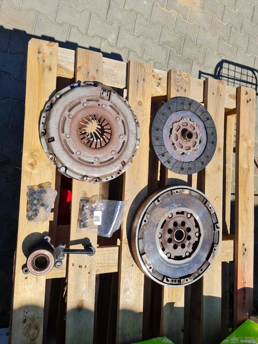 Zestaw Ssprzęgła VALEO 837396 do Citroen C4 Grand Picasso MK2, 2.0 HDI