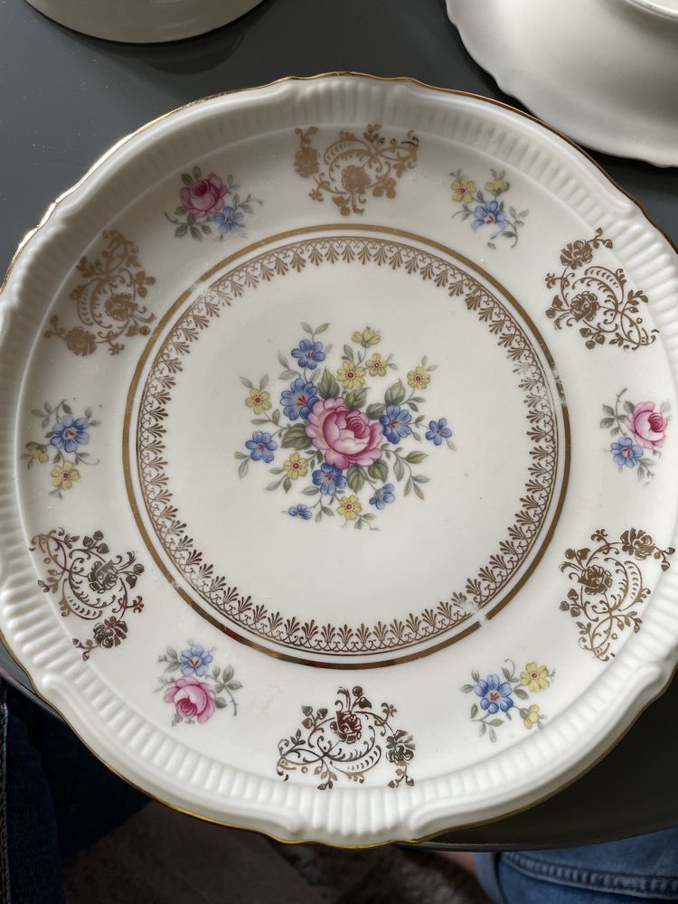 Komplet porcelany, filizanka i telarzyk