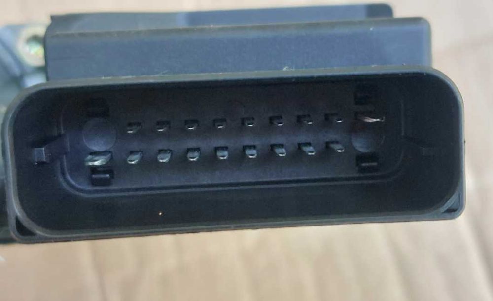 Seat Altea Toledo III silniczek szyby lewy tył