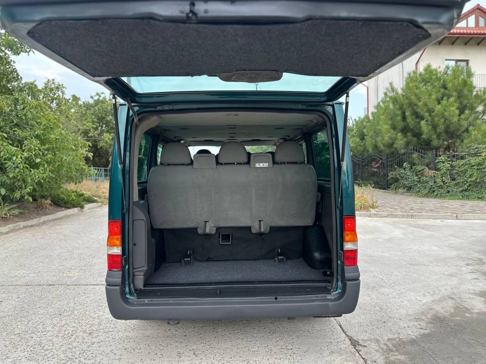 Ford Transit оригінал пасажир