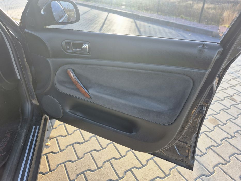 Продам власний автомобіль Volkswagen Passat B5+