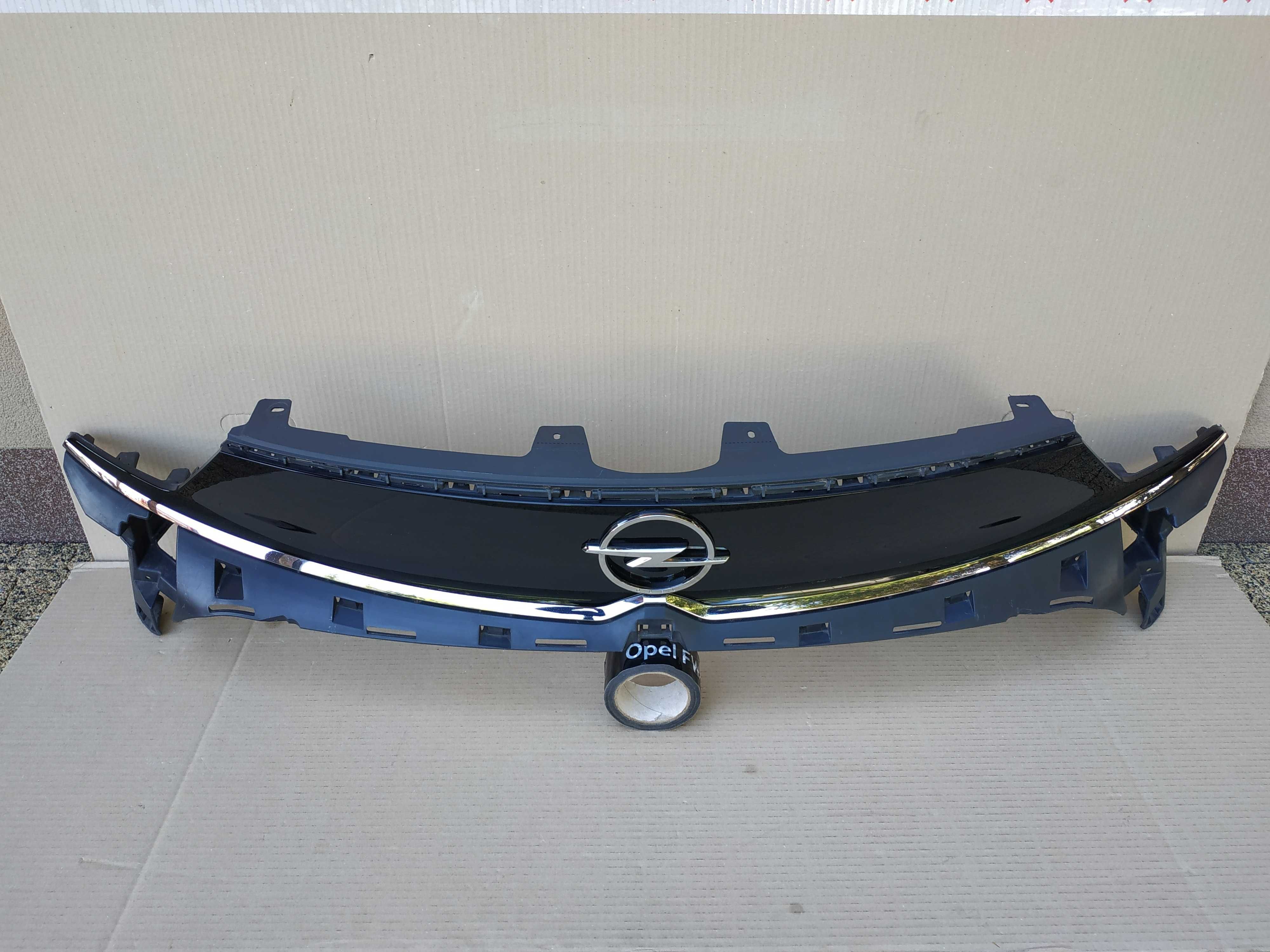 opel crossland nowy model grill atrapa