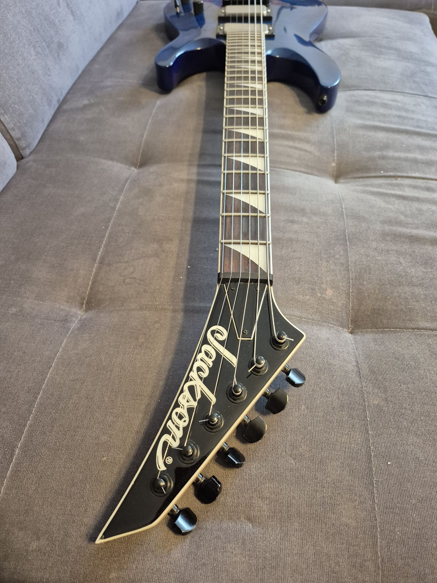 Gitara Jackson JS32 emg81/60TWR