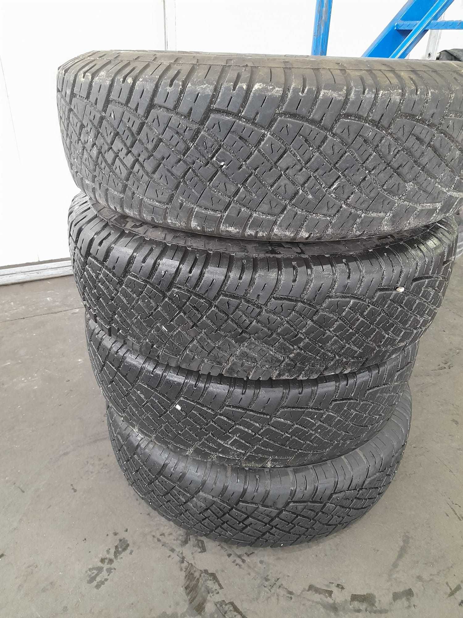 CONJUNTO 4 PNEUS 235/85R16 GENERAL GRABER