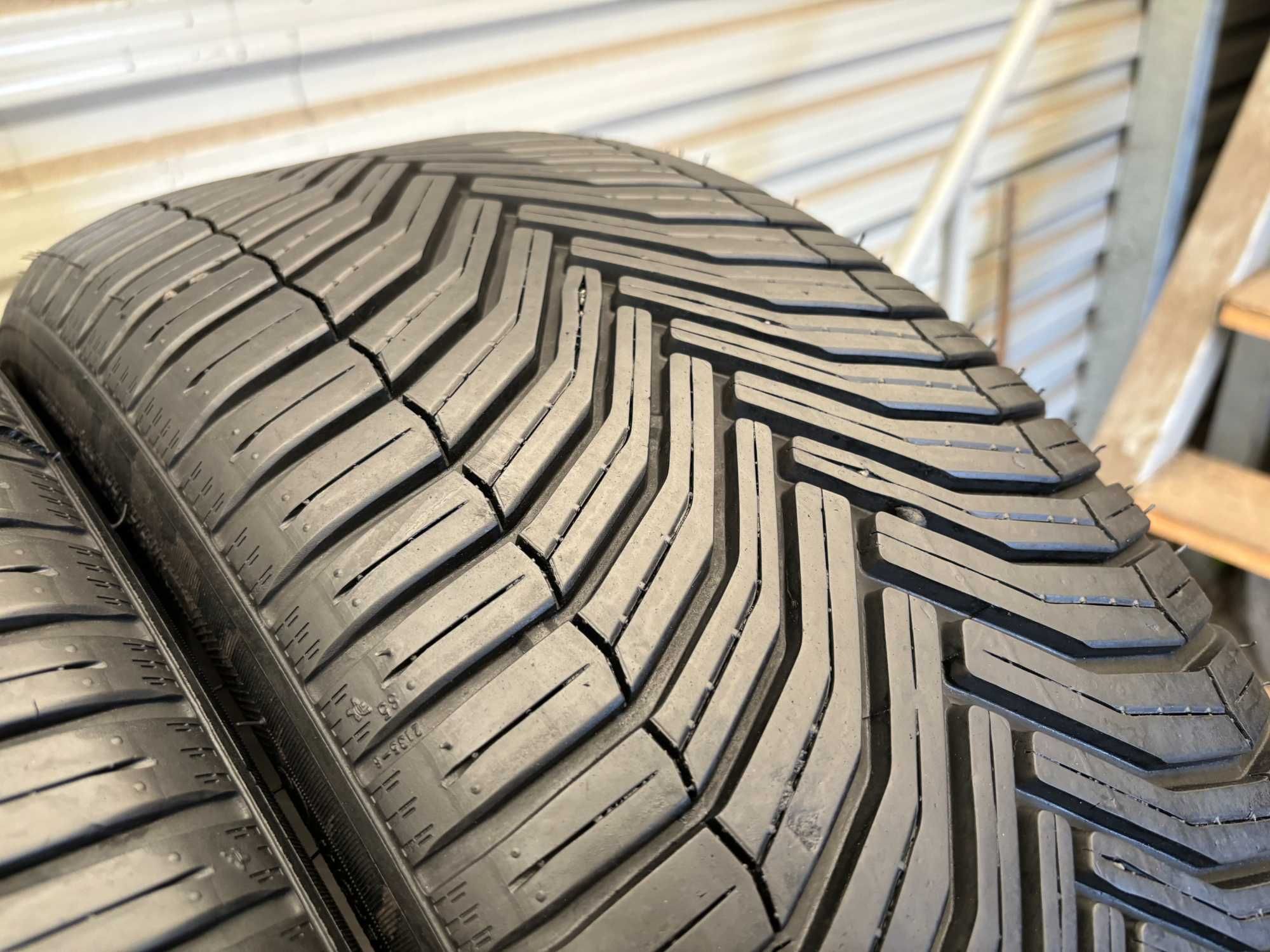 2szt całoroczne 235/45R19 Michelin 7mm 2022r świetny stan! 4S1076 gwar